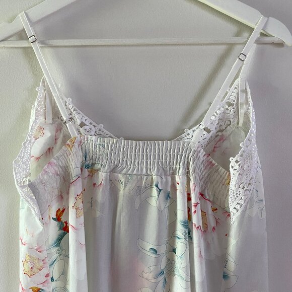 Papinelle Nightgown, NWT, Floral Pattern. - Picture 5 of 5